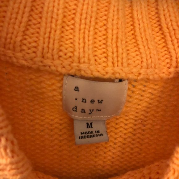 Women's Crewneck Pullover Sweater - Picture 6 of 9